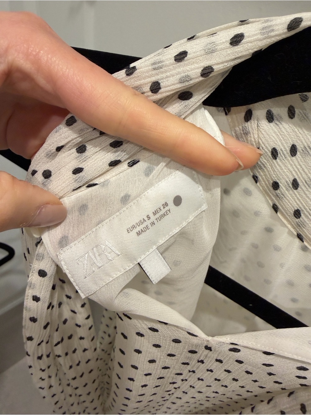 Zara Polka Dot Top - Picture 5 of 6
